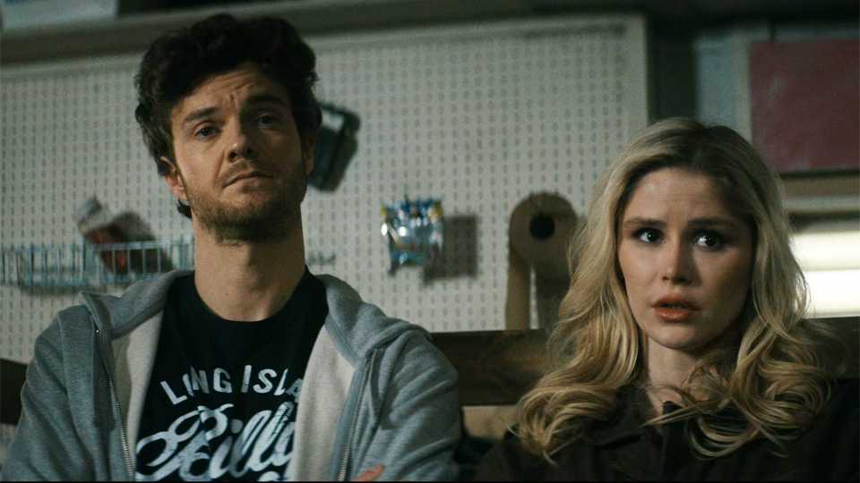 Annie e Hughie lado a lado
