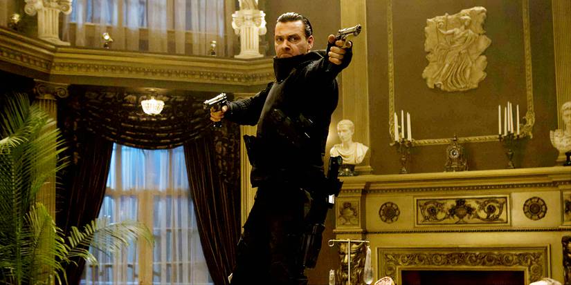 Ray Stevenson em O Justiceiro: Zona de Guerra
